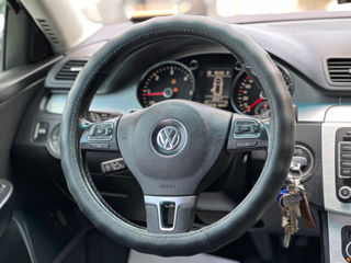 Volkswagen Passat foto 6