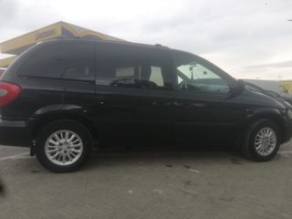 Chrysler Voyager foto 8