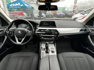 BMW 5 Series foto 10