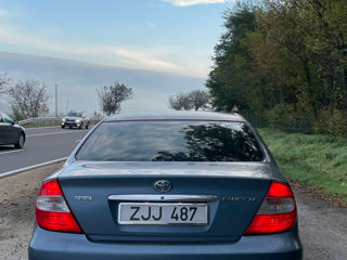 Toyota Camry foto 3