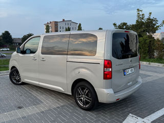 Peugeot Traveller foto 4