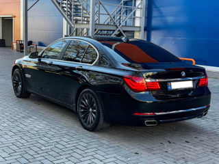 BMW 7 Series foto 7