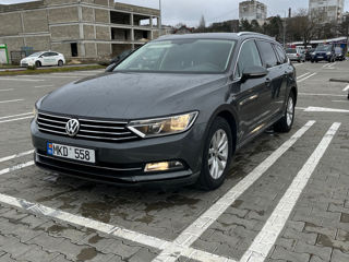 Volkswagen Passat foto 2