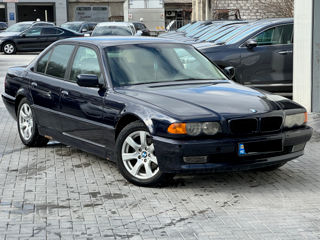 BMW 7 Series foto 5