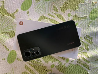 Продам Xiaomi 12 Lite black