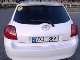 Toyota Auris foto 4