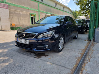 Peugeot 308 foto 8