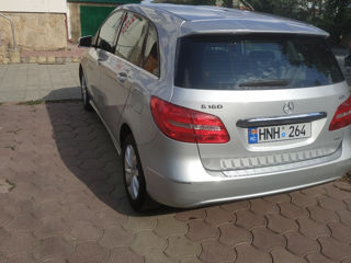 Mercedes B-Class foto 6