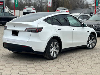 Tesla Model Y foto 4