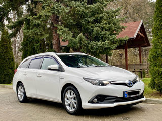 Toyota Auris foto 2