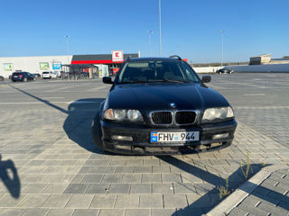 BMW 3 Series foto 2