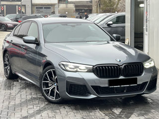 BMW 5 Series foto 1