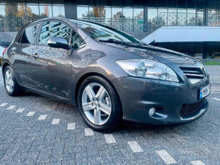 Toyota Auris foto 2