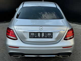 Mercedes E-Class foto 5