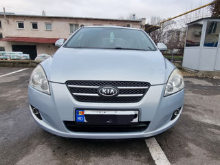 KIA Ceed foto 3