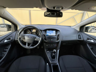 Ford Focus foto 2