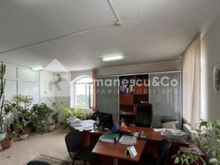Vânzare spațiu de birou, 54 mp, etajul 3, Piața Ciocana! foto 2
