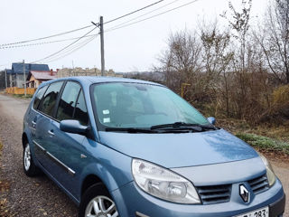 Renault Grand Scenic foto 3