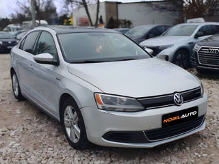 Volkswagen Jetta foto 2