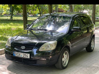 KIA Rio foto 4