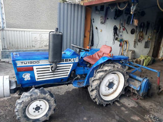 Tractor Isechi 1900 foto 4