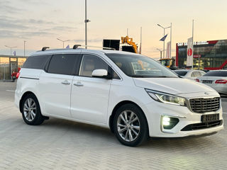 KIA Carnival foto 5