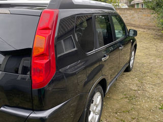 Nissan X-Trail foto 3