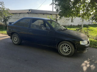 Ford Escort foto 1