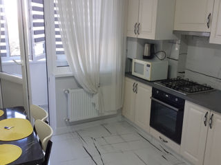 Apartament cu 1 cameră, 38 m², Buiucani, Chișinău foto 3