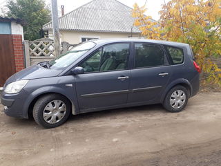 Renault Grand Scenic foto 4