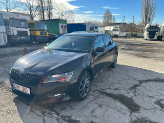 Skoda Superb foto 3