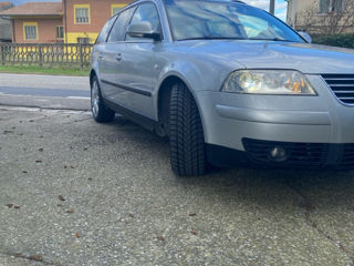 Volkswagen Passat foto 2