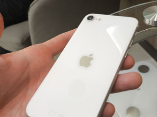 Продаю iPhone SE 2020 | 128 ГБ Состояние хорошее фото 1