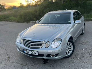 Mercedes E-Class foto 8