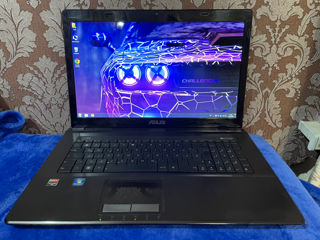 Asus/Display 17"/SSD 256GB