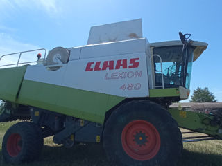 Se vinde combina Claas Lexion 480 foto 6