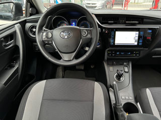 Toyota Auris foto 9