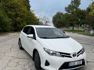 Toyota Auris foto 2