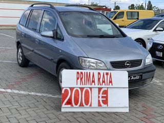 Opel Zafira foto 1