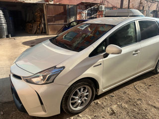 Toyota Prius + foto 4