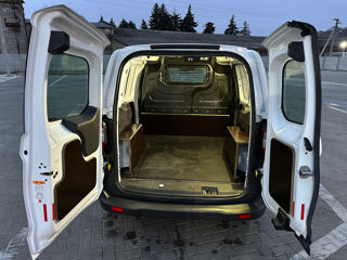 Ford Transit Courier foto 5