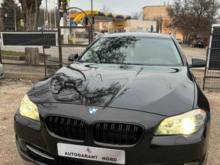 BMW 5 Series foto 2