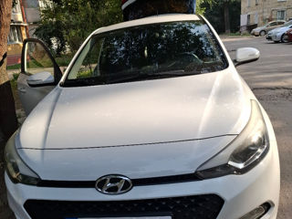 Hyundai i20 foto 3