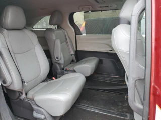 Toyota Sienna foto 11