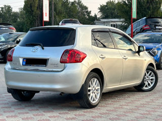 Toyota Auris foto 4