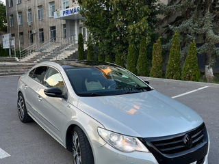 Volkswagen Passat CC foto 2