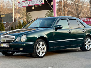 Mercedes E-Class foto 3