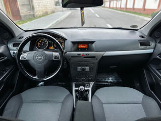 Opel Astra foto 8