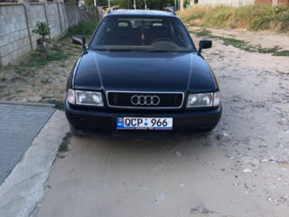 Audi 80