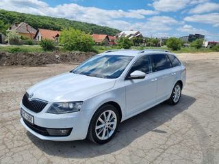 Skoda Octavia foto 3